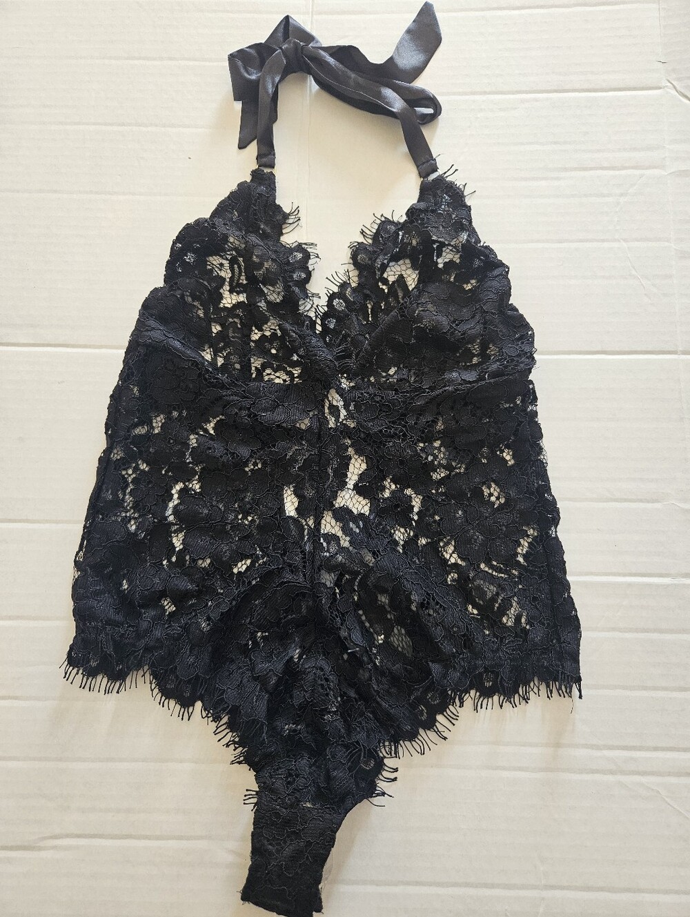 Lulus Essence of Romance Black Lace Halter Bodysuit Size M NWT